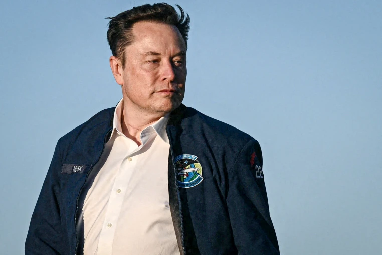 Trump vs. Musk: Political Feud Reignites Amid Scrutiny of SpaceX and Tesla Government Ties Trump vs. Musk: Political Feud Reignites Amid Scrutiny of SpaceX and Tesla Government Ties